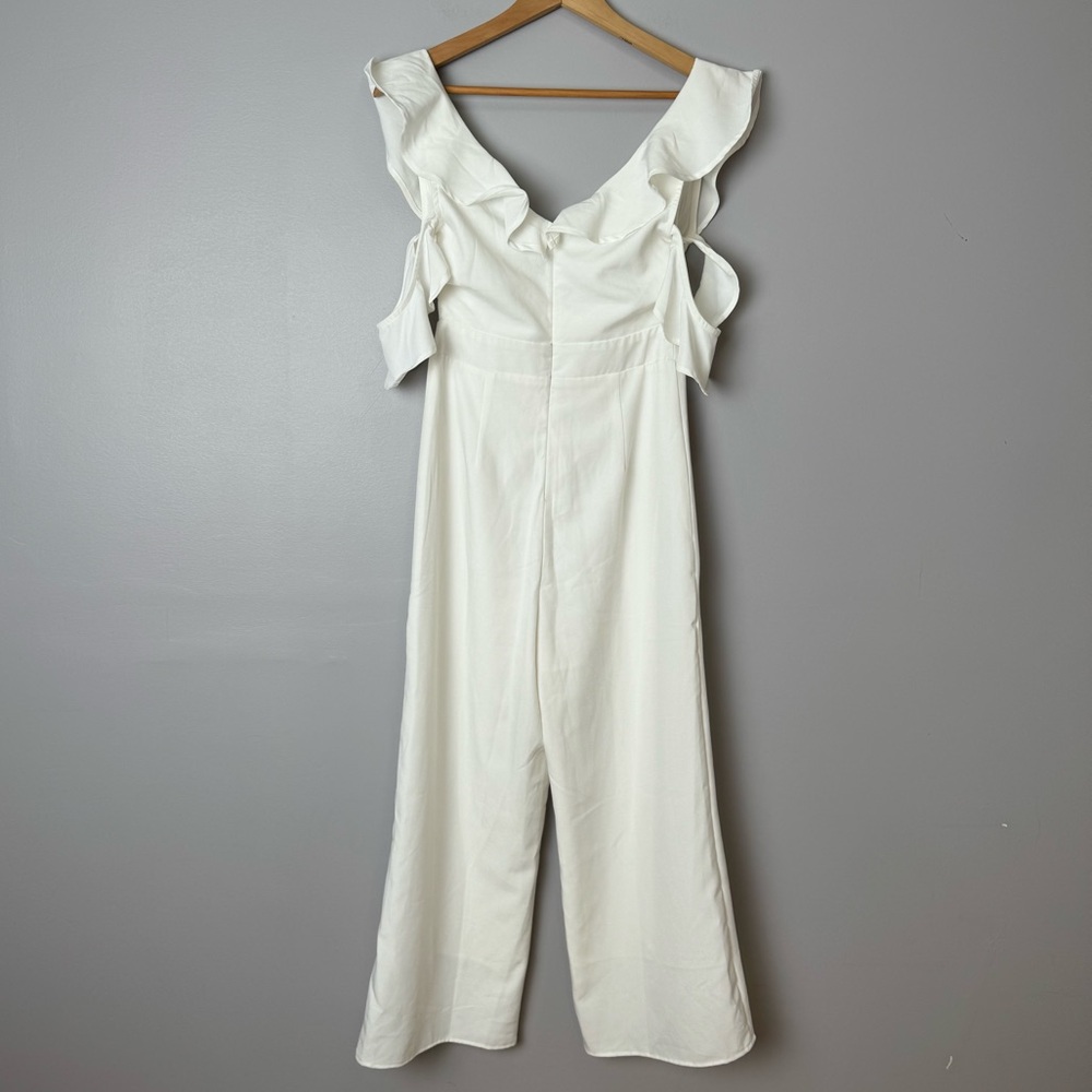 LuLu’s Doozy White Ruffled Wide Leg Off The Shoulder Jumpsuit size small - Picture 11 of 12